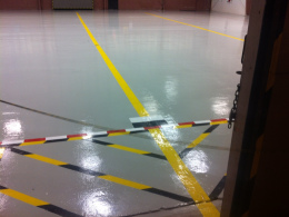 Hanger Floor With Detailed Striping